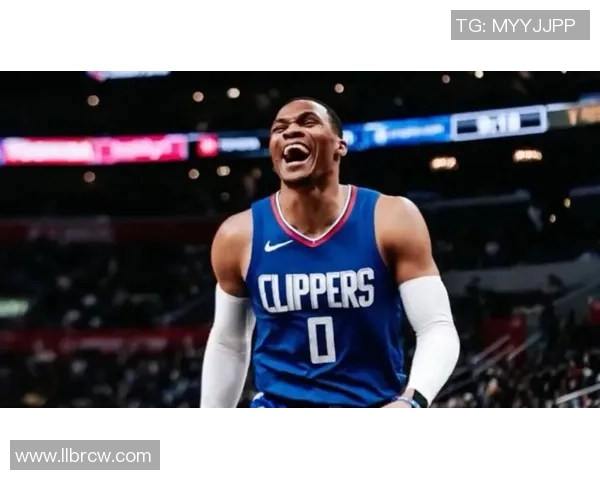 拉塞尔威斯布鲁克的篮球传奇与个人成长之路探析