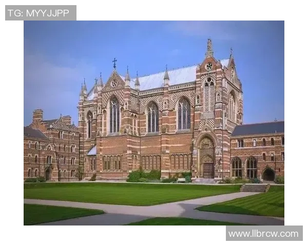 探索摩尔特里：揭开这座城市的历史与文化魅力之旅